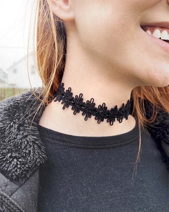 Olbye Elastic Choker Star Necklace Black Tattoo Choker Necklaces for Women  and Girls Plastic Minimal Necklace Jewelry : Amazon.in: Jewellery